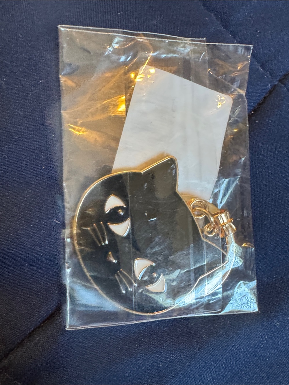 Black Cat Key & Card Holder Charm - Gold Trim - Picture 2 of 5
